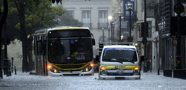 Temporal deixa Rio de Janeiro em estado de atenção 