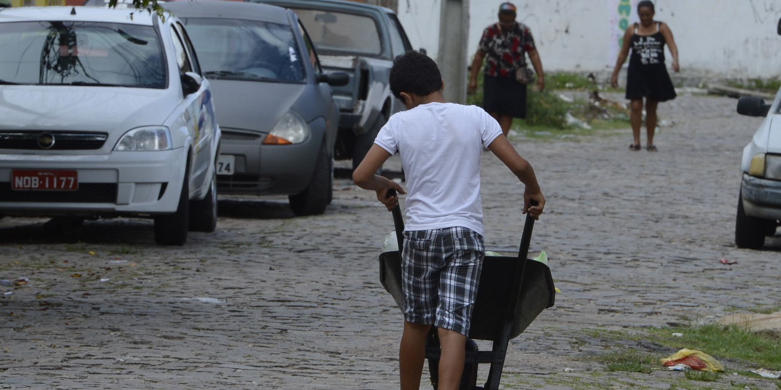 De janeiro a abril, Brasil resgata 702 menores do trabalho infantil 