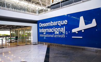 Aeroporto Internacional Juscelino Kubitschek, terceiro maior aeroporto do Brasil com pouca movimentação de passageiros