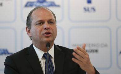 Brasília - O ministro da Saúde, Ricardo Barros, anuncia incentivo para aumentar número de exames de câncer de mama feitos  no SUS (Fabio Rodrigues Pozzebom/Agência Brasil)