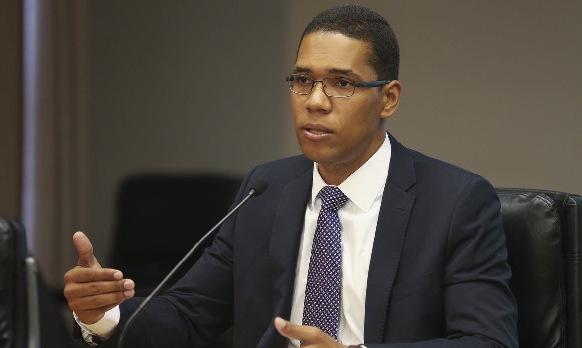 o coordenador-geral de Operações da Dívida Pública, Luís Felipe Vital