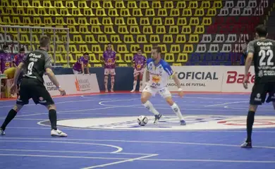 Umuarama e Tubarão, empate em 1 a 1, LNF