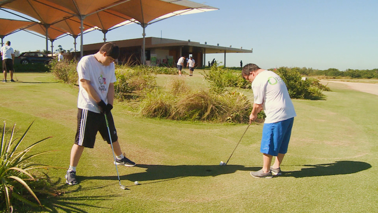 Programa Especial desta semana fala sobre esportes. Nesta edição, conheça o projeto Golfe Especial PCD que ensina golfe para pessoas com deficiência intelectual