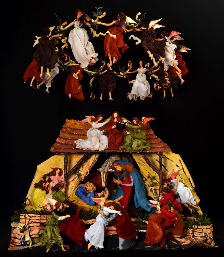 O Museu de Arte Sacra de São Paulo abre a exposição “Nasceu o Menino – A Natividade em Papel Machê”, da artista plástica Madalena Marques. São treze conjuntos de presépios feitos de papel machê.