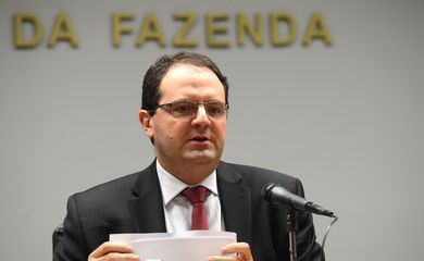 Brasília - O ministro da Fazenda, Nelson Barbosa, fala sobre proposta de readequação da meta fiscal para 2016  (Wilson Dias/Agência Brasil)