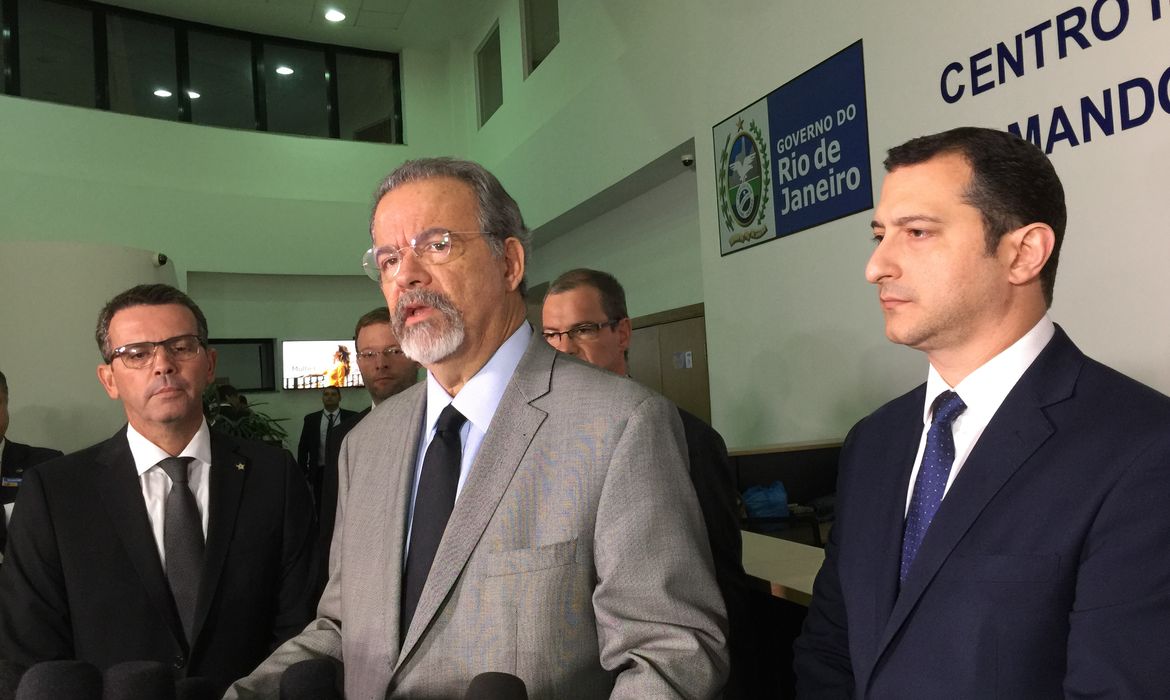 Rio de Janeiro - O ministro da Segurança Pública, Raul Jungmann, fala sobre as investigações do assassinato da vereadora  Marielle Franco e do motorista Anderson Pedro Gomes  (Cristina Indio do Brasil/Agência Brasil)