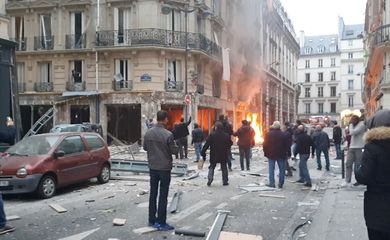 Explosão, padaria, Paris