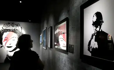 Rio de Janeiro (RJ), 11/07/2023 - Exposição The Art of Banksy: “Without Limits” reúne mais de 150 obras do artista, no VillageMall, na Barra da Tijuca. Foto:Tânia Rêgo/Agência Brasil