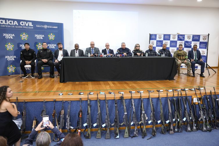 Rio de Janeiro (RJ), 22/12/2025 - Retrospectiva 2025 - Foto feita em 26/10/2025 – Mesa com autoridades do Estado do Rio de Janeiro durante coletiva de imprensa sobre a Operação Contenção na Cidade da Polícia, no Rio de Janeiro. Foto: Tomaz Silva/Agência Brasil