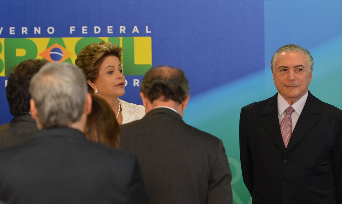 A presidenta Dilma Rousseff acaba de anunciar a reforma ministerial que reduz em oito o número de ministérios (Antonio Cruz/Agência Brasil)