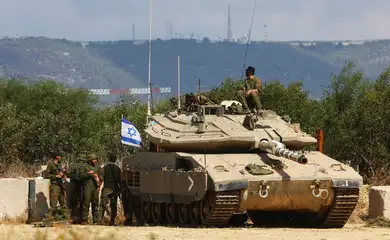 Soldados israelenses perto da fronteira com o Líbano
16/10/2023 REUTERS/Lisi Niesner