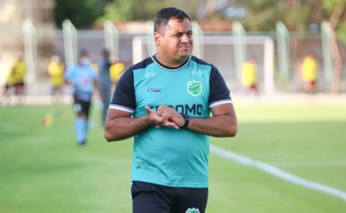 Técnico Leston Júnior acredita em retrospecto na competição para conseguir o título.