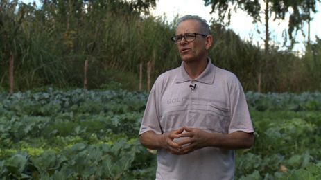 Valdir Manoel é produtor de alimentos orgânicos