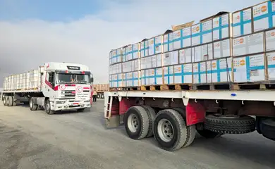 Egyptian Red Crescent lorries with humanitarian aid, bound for the Gaza Strip, amid the ongoing conflict between Israel and Hamas, at the Rafah border crossing, in Egypt, July 28, 2025. REUTERS/Stringer