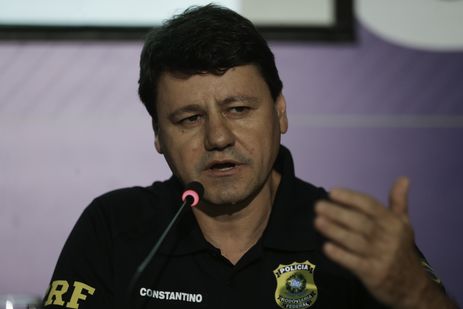 O representante da PRF, Célio Constantino da Costa, durante coletiva sobre a situação dos bloqueios nas estradas e das ações das Forças Armadas e da PRF.