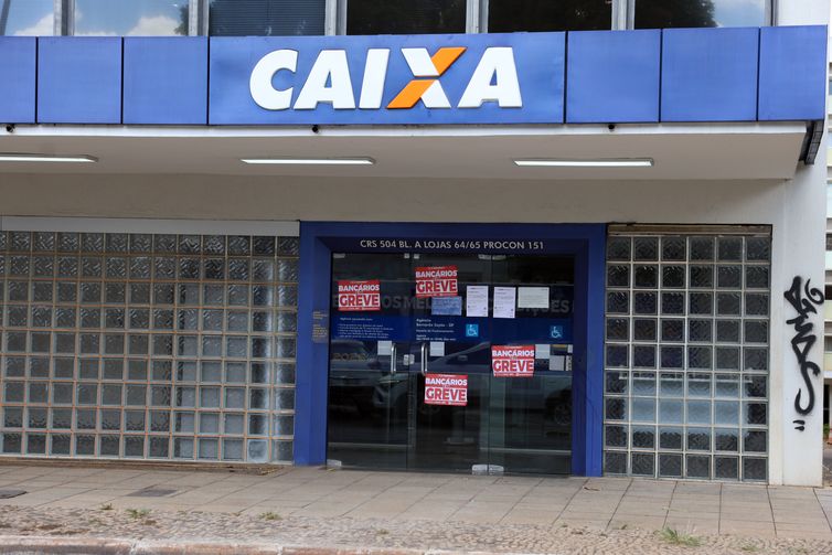 TST determina reajuste de plano de saúde e fim da greve da Caixa