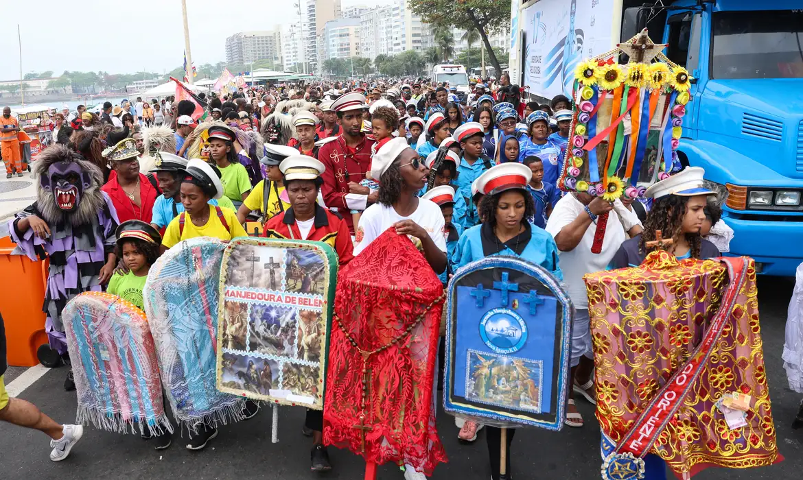 Rio de Janeiro (RJ), 15/09/2024 – 17ª Caminhada em Defesa da Liberdade Religiosa na praia de Copacabana, na zona sul do Rio de Janeiro. Foto: Tomaz Silva/Agência Brasil