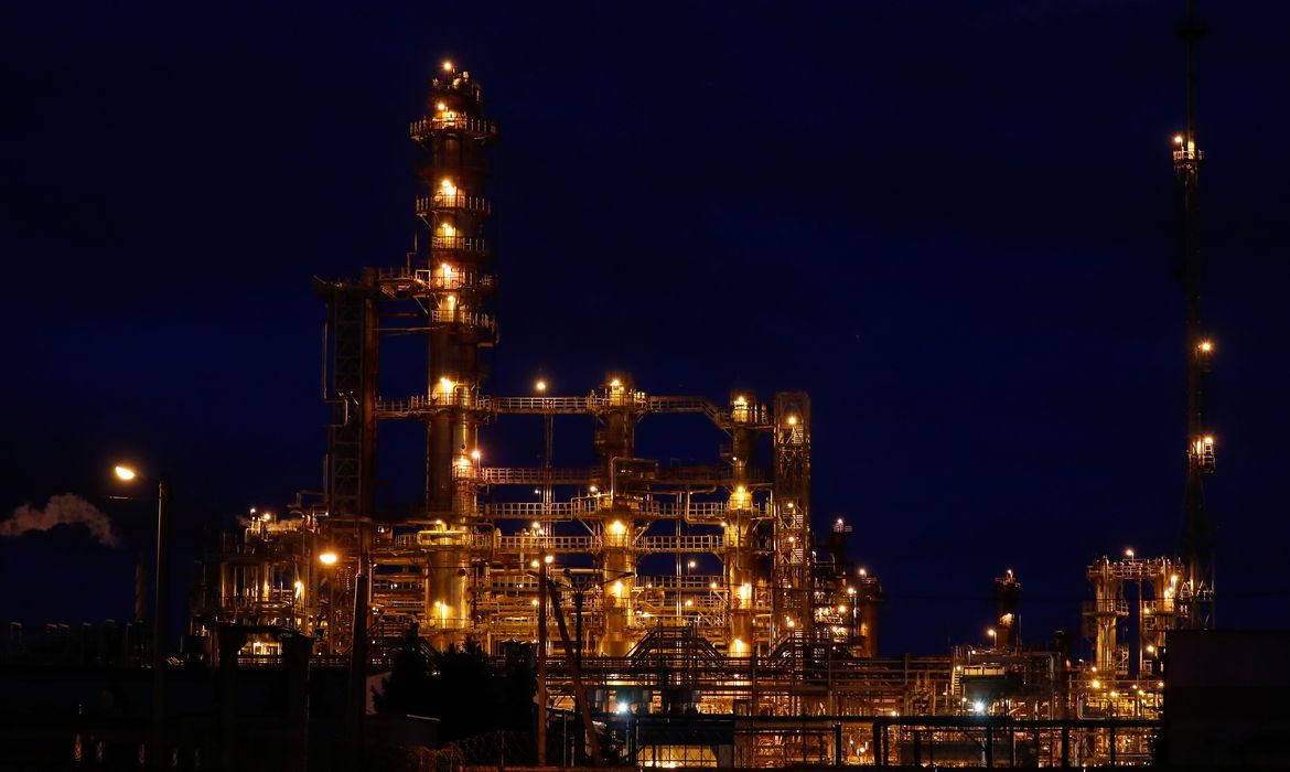 Refinaria da companhia Mozyr Oil, próximo a Moyr, na Bielorússia 