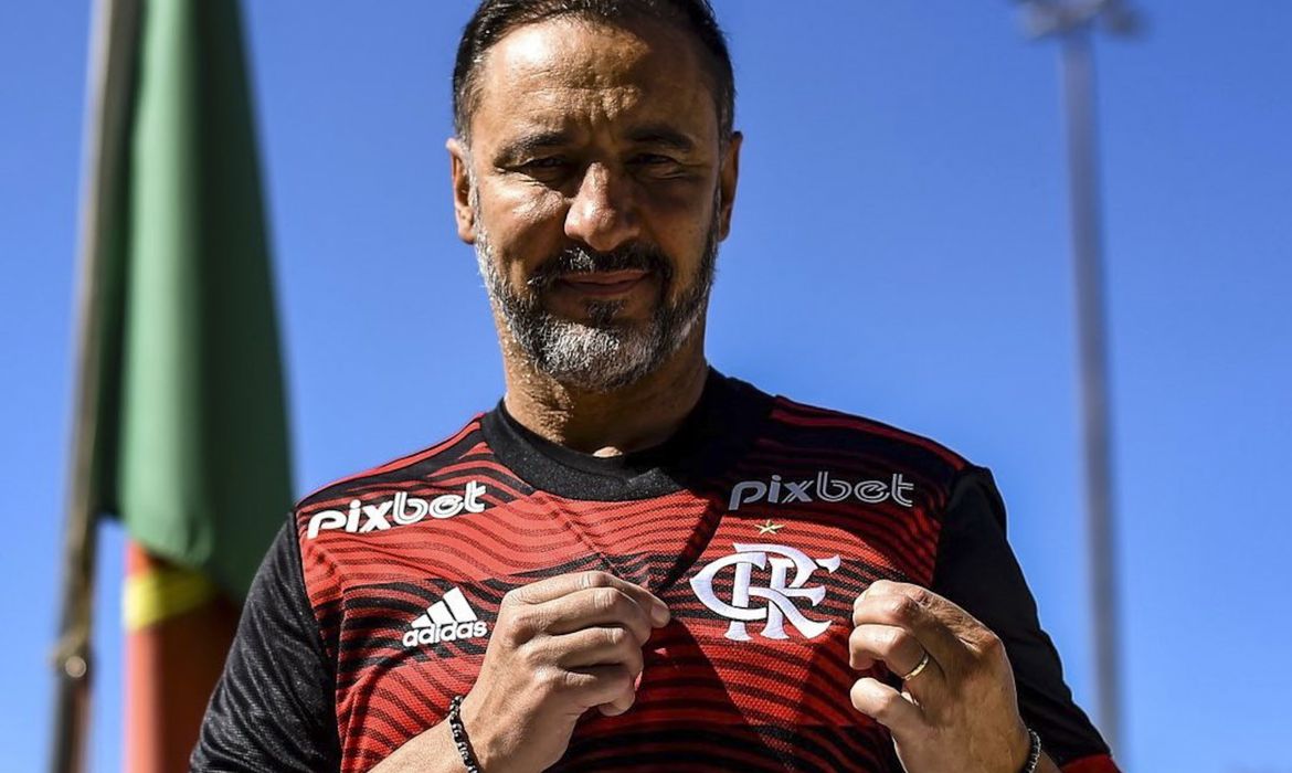 Vítor Pereira - técnico - Flamengo - português
