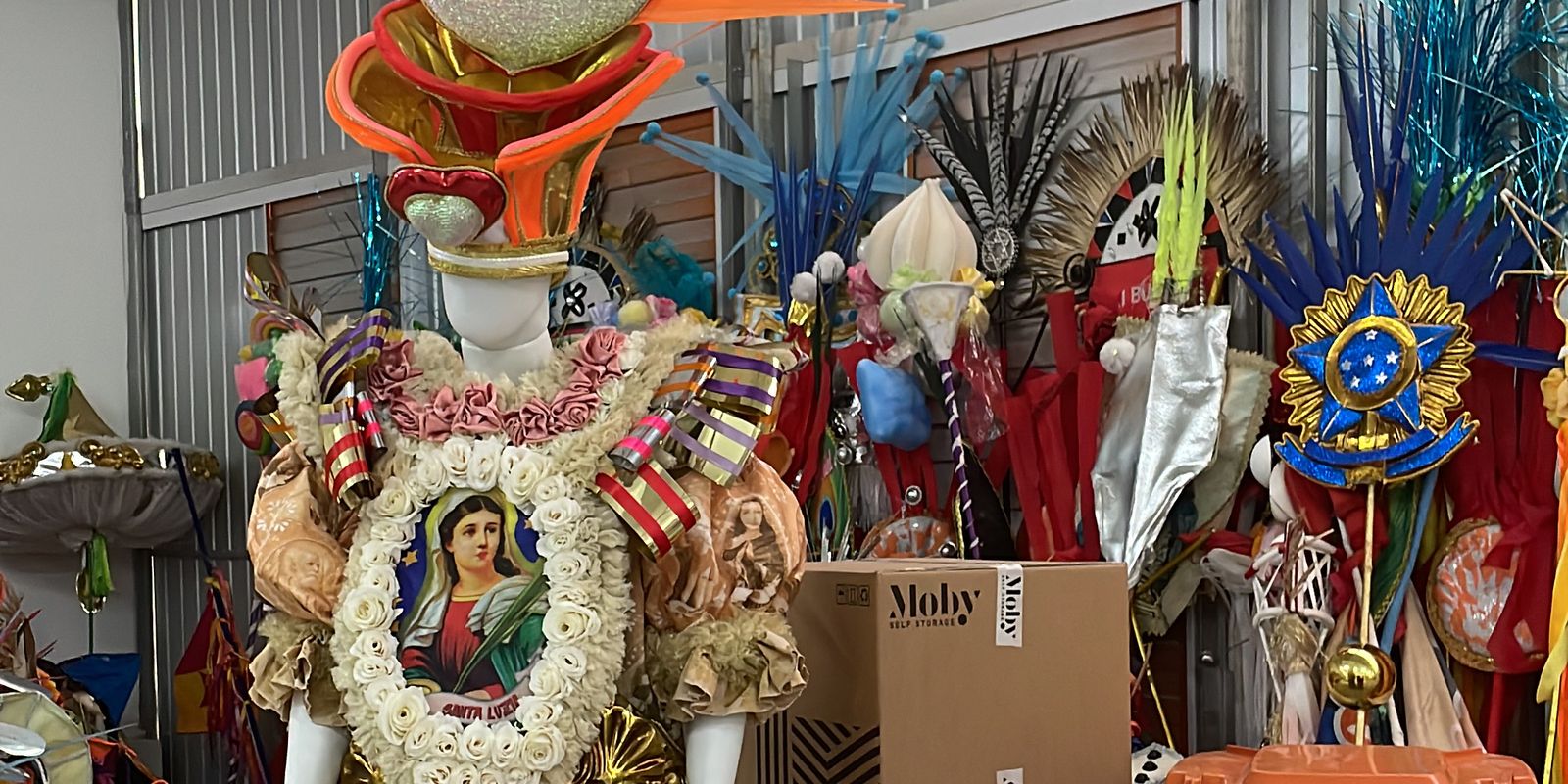 Sustenta Carnaval transforma fantasias da Sapucaí em novas chances