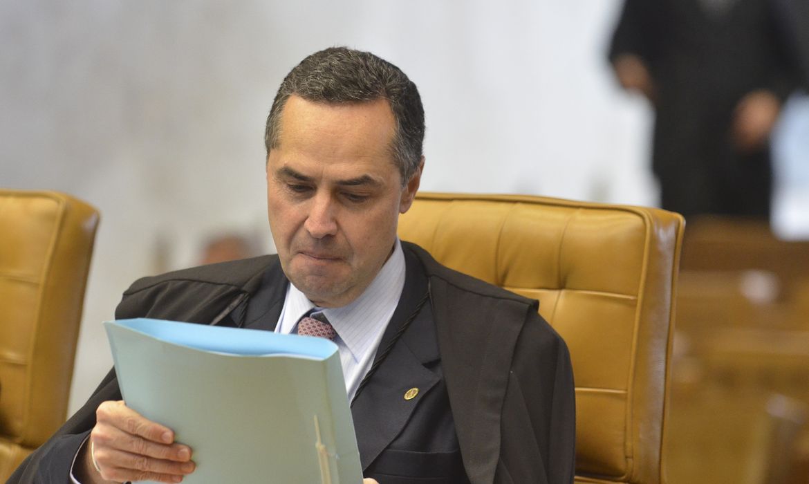 Brasília - STF retoma julgamento de novos recursos do processo do mensalão. Na foto, o ministro do STF Luís Roberto Barroso (José Cruz/Agência Brasil)
