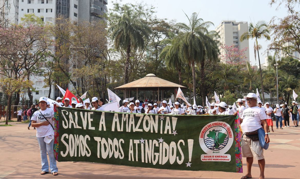 Belo Horizonte (MG), 05.09.2024 - Movimento dos Atingidos por Barragens realiza manifestações em defesa da Amazônia. Foto:  Ascom/MAB