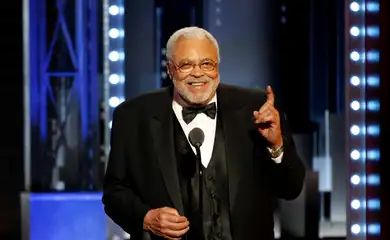 FILE PHOTO: 71st Tony Awards – Show – New York City, U.S., 11/06/2017 - James Earl Jones - Tony Lifetime Achievement. Reuters/Carlo Allegri/Proibida reprodução