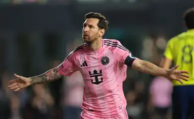 Lionel Messi comemora gol marcado pelo Inter Miami contra o Nasville SC pela MLS
08/11/2025 Sam Navarro-Imagn Images