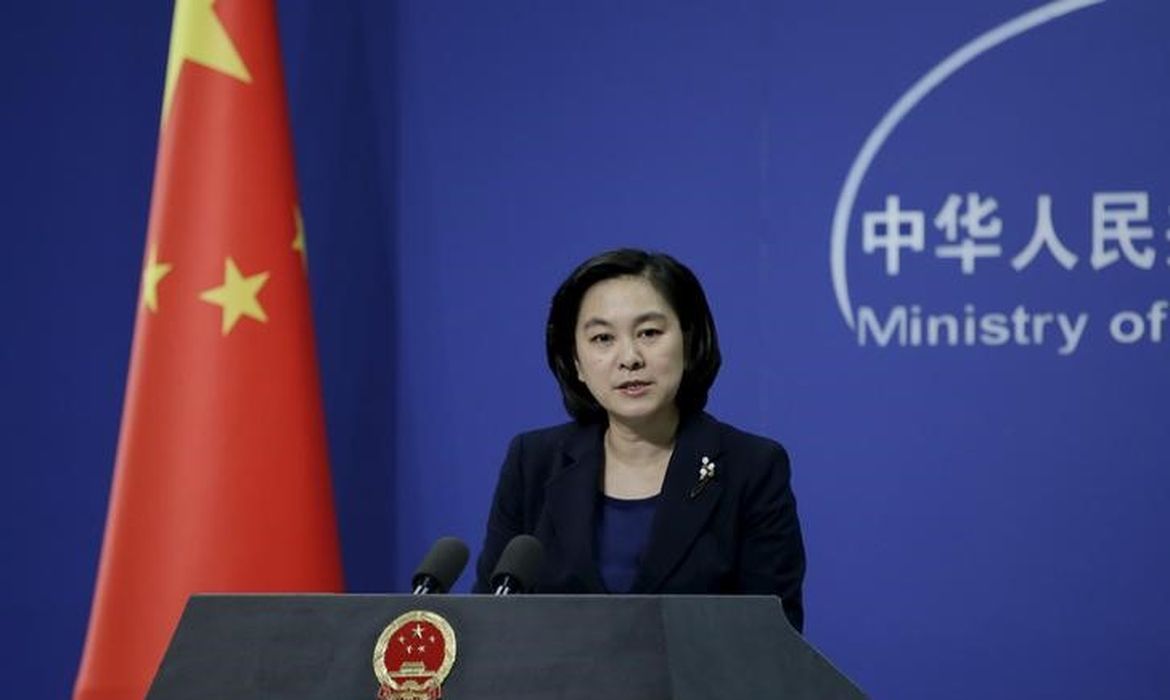 Porta-voz da China, Hua Chunying, durante coletiva de imprensa em Pequim