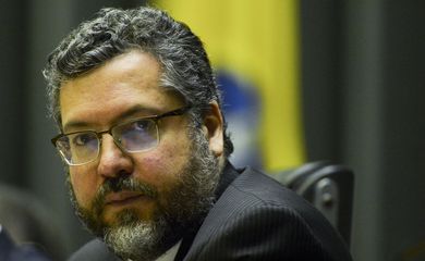 O ministro de Relações Exteriores, Ernesto Araújo, participa de Sessão Solene em homenagem aos 154 anos da Batalha de Riachuelo. 