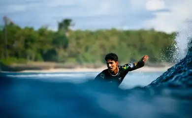 Quiksilver Pro G-Land, gabriel medina, surfe, indonésia