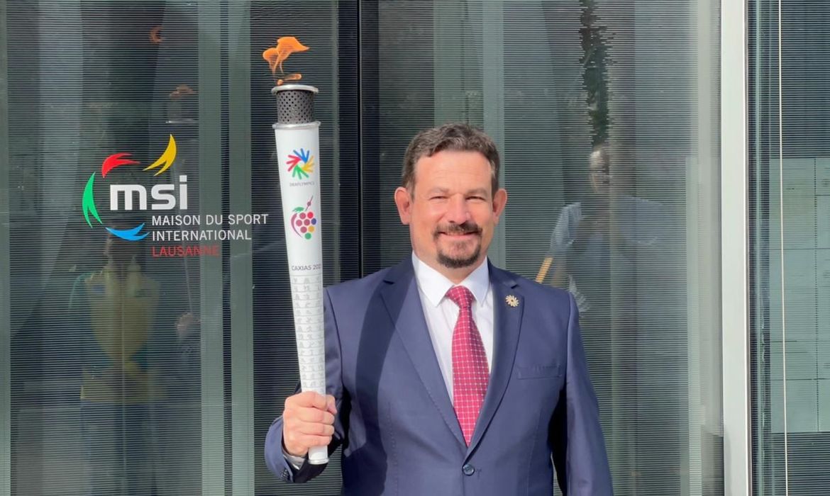 Gustavo perazzolo, presidente, comitê internacional de esportes surdos