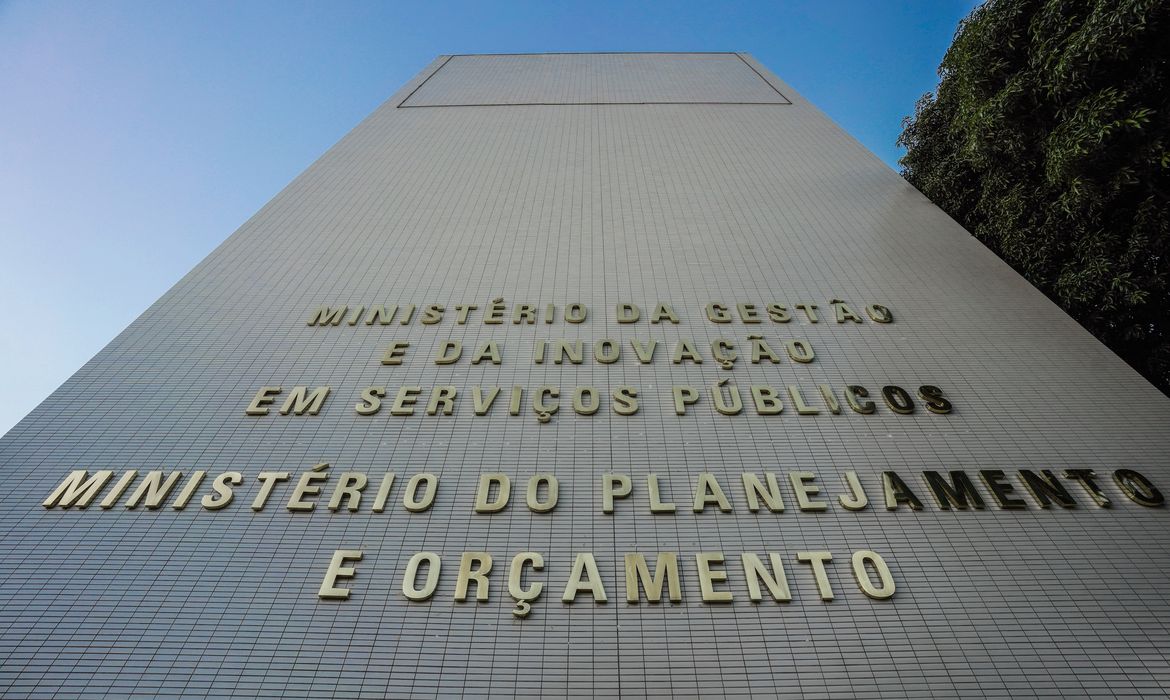 Brasília (DF), 15/04/2024, Fachada do prédio do Ministério do Planejamento e Orçamento (MPO), na Esplanada dos Ministérios. Foto: Rafa Neddermeyer/ Agência Brasil