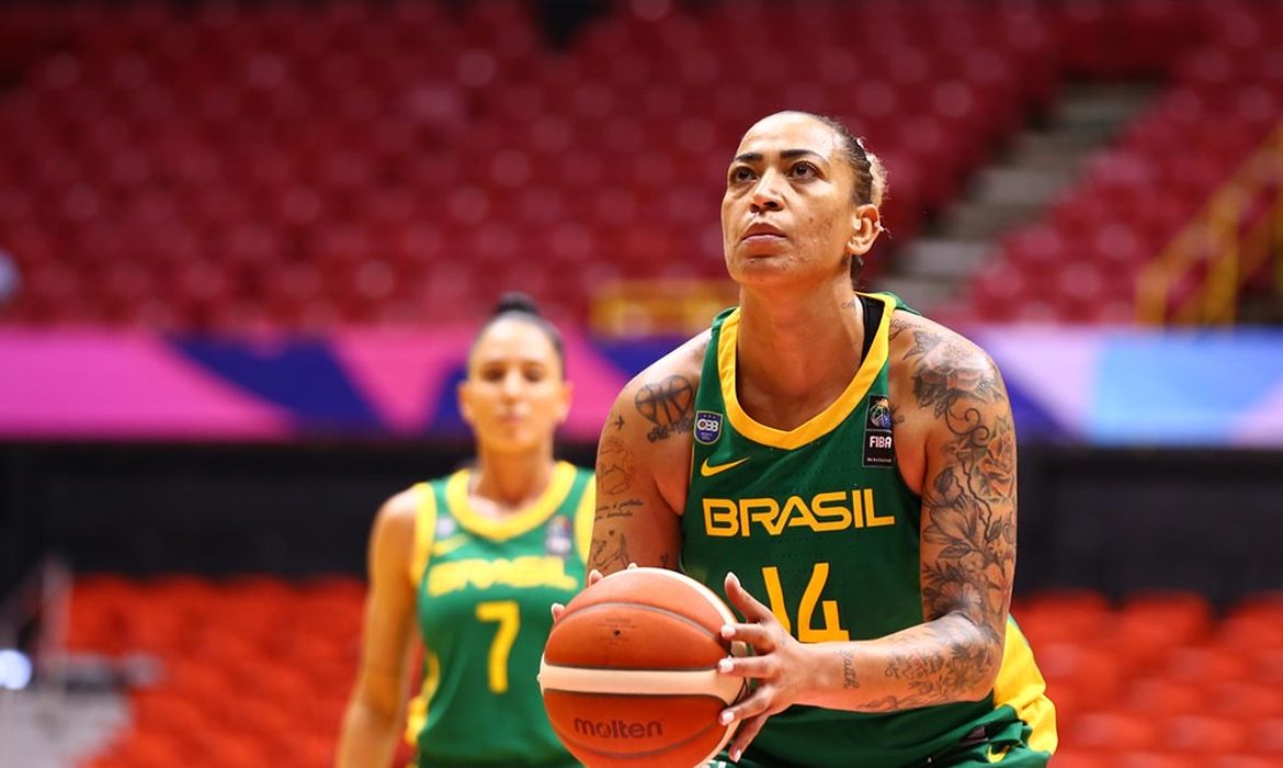 Brasil erra bastante e perde na Copa América de Basquete feminino
