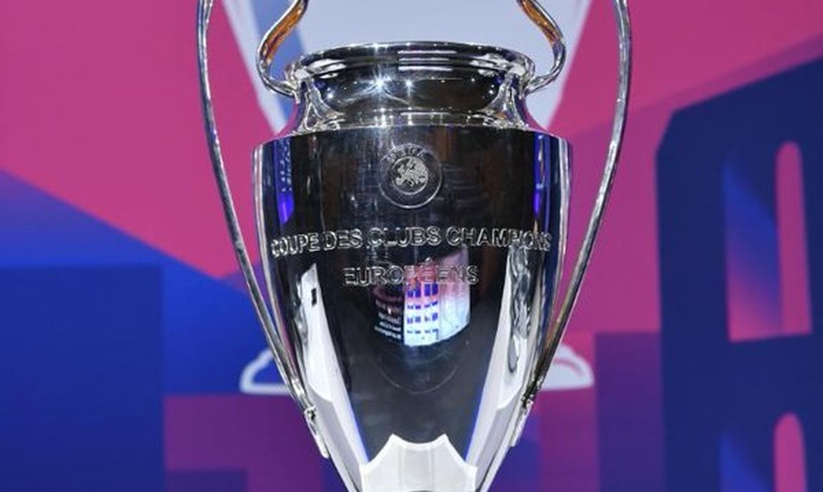 Uefa define jogos das oitavas de final da Liga dos Campeões da