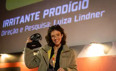 Ouro Preto, (MG), 30/06/2026 - O longa-metragem Irritante Prodígio, primeiro longa metragem da diretora Luiza Lindner, de 22 anos, venceu o Troféu Vila Rica da mostra competitiva Arquivos em Questão da 21ª CineOP – Mostra de Cinema de Ouro Preto. Foto: Leo Lara/Universo Produções