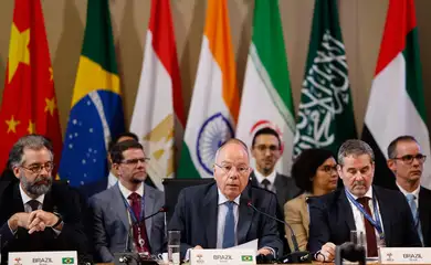 Rio de Janeiro (RJ), 28/04/2025 – O ministro de Relações Exteriores do Brasil, Mauro Vieira, abre a Reunião de Chanceleres da presidência brasileira do BRICS, no Palácio do Itamaraty. Foto: Fernando Frazão/Agência Brasil