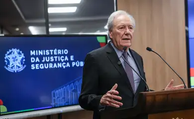 Brasília (DF), 30/09/2025 – O ministro Ricardo Lewandowski (Justiça), durante entrevista para falar sobre os casos de bebidas alcoólicas adulteradas com metanol, agora concentradas no estado de São Paulo, devem transcender os limites do estado.
Foto: José Cruz/Agência Brasil