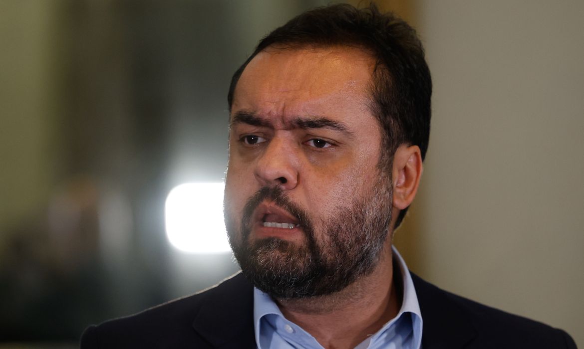 TRE-RJ rejeita cassao de Cludio Castro e vice, Thiago Pampolha