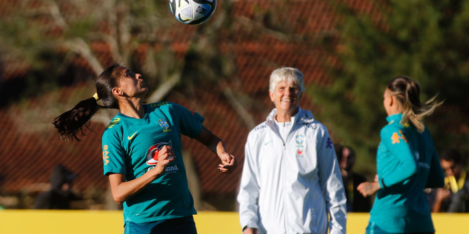 Treino Da Seleção Brasileira Feminina De Futebol Na Granja Comary ...