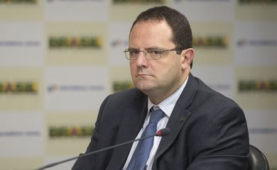 O ministro do Planejamento, Nelson Barbosa, participa da quarta rodada de diálogo entre o Governo Federal e representantes das Centrais Sindicais (Marcelo Camargo/Agência Brasil)