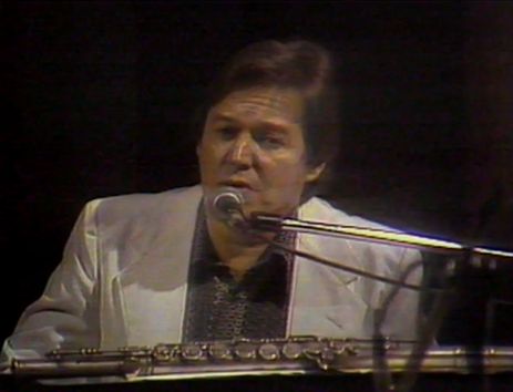 Tom Jobim em performance de 1979 na TVE/RJ