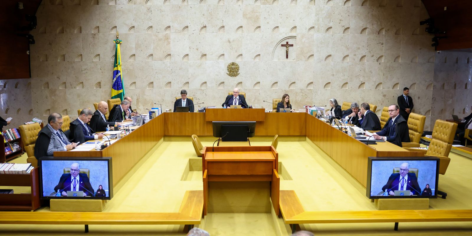 STF inicia votação sobre suspensão do pagamento de penduricalhos