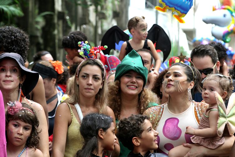 Desfile do bloco infantil Gigantes da Lira em Laranjeiras Desfile do bloco infantil Gigantes da Lira em Laranjeiras