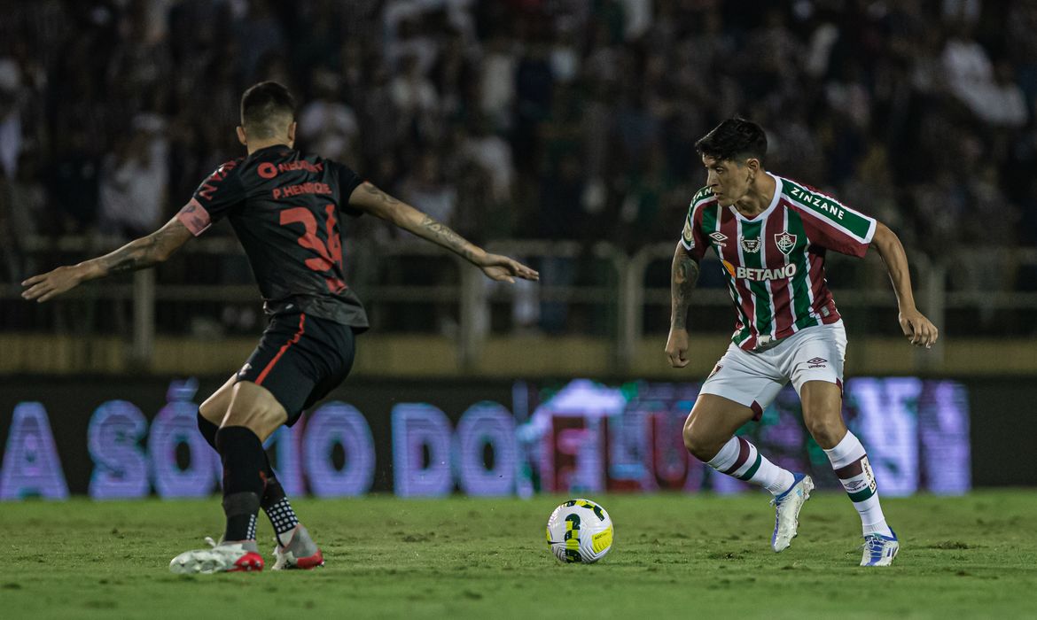 Fluminense, Athletico-PR, brasileiro