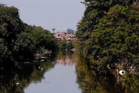 Rio de Janeiro (RJ), 29/08/2024 - Rio Faria-Timbó, na comunidade de Manguinhos, zona norte da cidade. Um esgoto a céu aberto. Foto: Tânia Rêgo/Agência Brasil