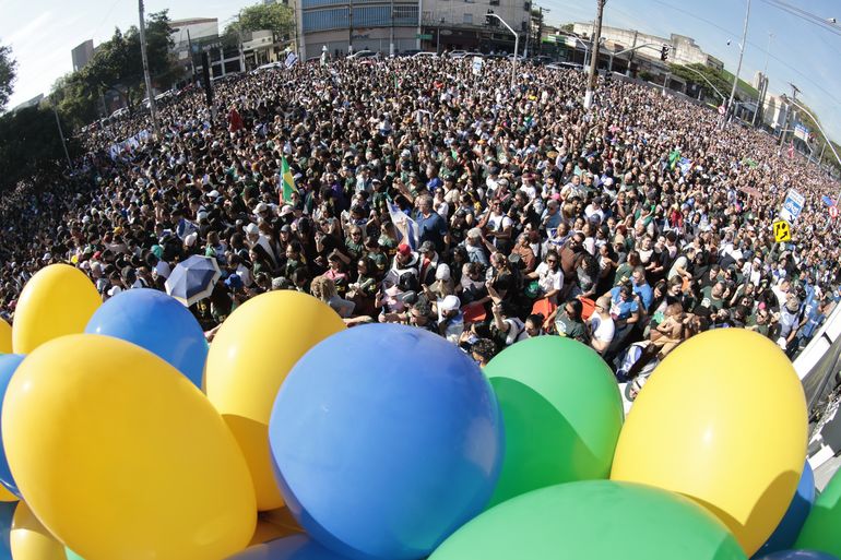 São Paulo (SP), 19/06/2025. 33ª Edição da Marcha para Jesus, que vai percorrer a zona norte da cidade saindo do Metrô Luz e seguindo em direção à Praça Heróis da Força Expedicionária Brasileira, próxima ao Campo de Marte. . Foto: Paulo Pinto/Agência Brasil