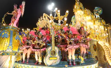 Rio de Janeiro (RJ), 03/03/2025 – Beija-Flor de Nilópolis desfila no segundo dia de carnaval do grupo Especial na Marquês de Sapucaí, na região central do Rio de Janeiro. Foto: Tomaz Silva/Agência Brasil