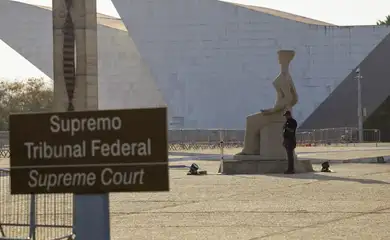 Brasília (DF) 10/09/2025 - A Primeira Turma do Supremo Tribunal Federal (STF) realiza o quarto dia de julgamento dos réus do Núcleo 1 da trama golpista, formado pelo ex-presidente Jair Bolsonaro e mais sete aliados.  Foto: Fabio Rodrigues-Pozzebom/ Agência Brasil