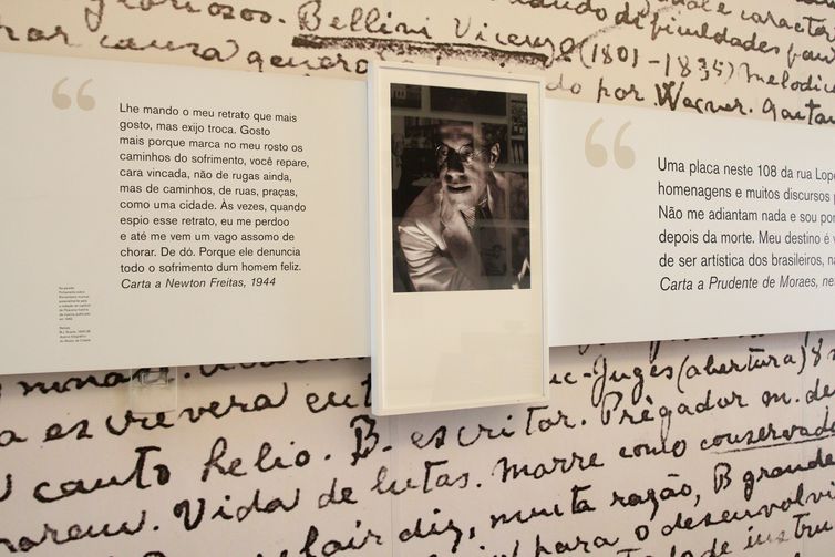 Casa Mário de Andrade, where one of the main writers and intellectuals of Modernism lived, is part of the Network of Museums-Literary Houses of São Paulo.